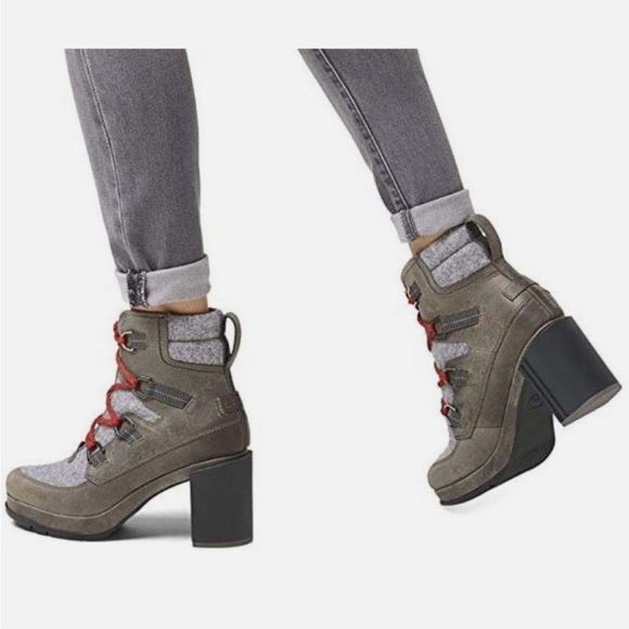 Sorel lace up boot - Picture 2 of 4